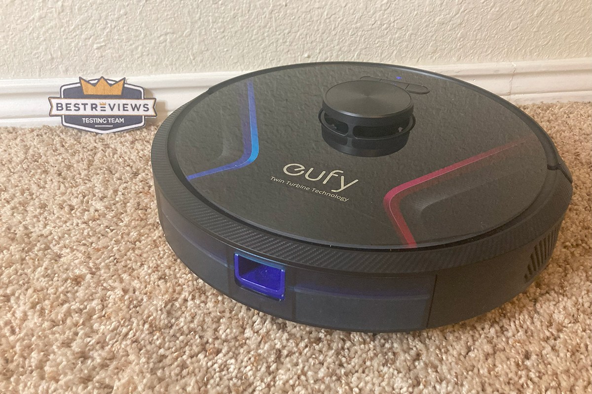 Eufy RoboVac X8 cleaning carpet