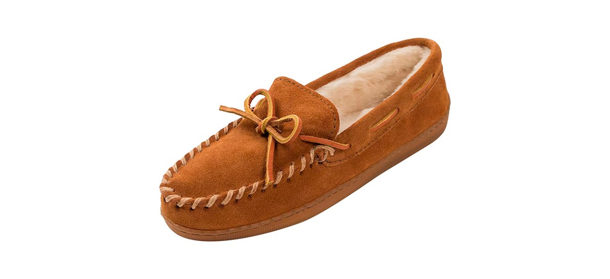 Minnetonka Men's Pile Lined Hardsole Slipper Minnetonka Men's Pile Lined Hardsole Slipper