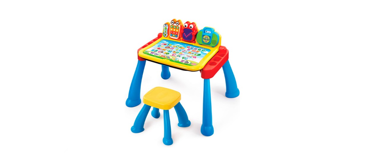 VTech Touch and Learn Activity Desk Deluxe VTech Touch and Learn Activity Desk Deluxe
