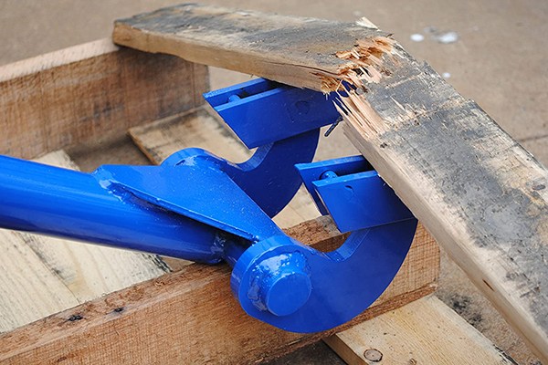 pallet buster tools