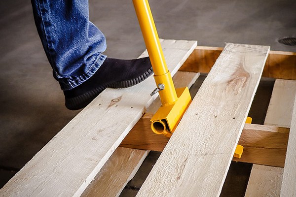 pallet busters