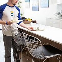 Dyk1-cleaning dining chairs