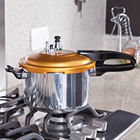 stove top pressure cooker